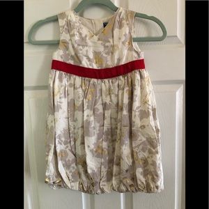 Girls cute bubble bottom dress size 5T